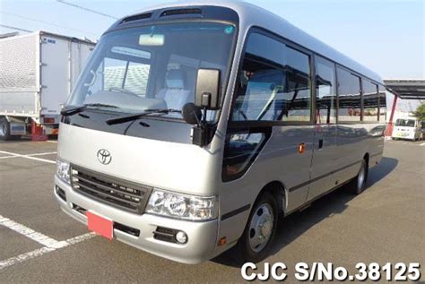 Toyota Coaster Saloon — 4C — view 2